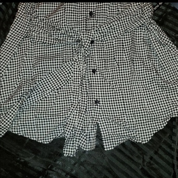 Flutter & Kick black & White Mini Check Self Tie Peplum Maternity Blouse - Picture 4 of 12